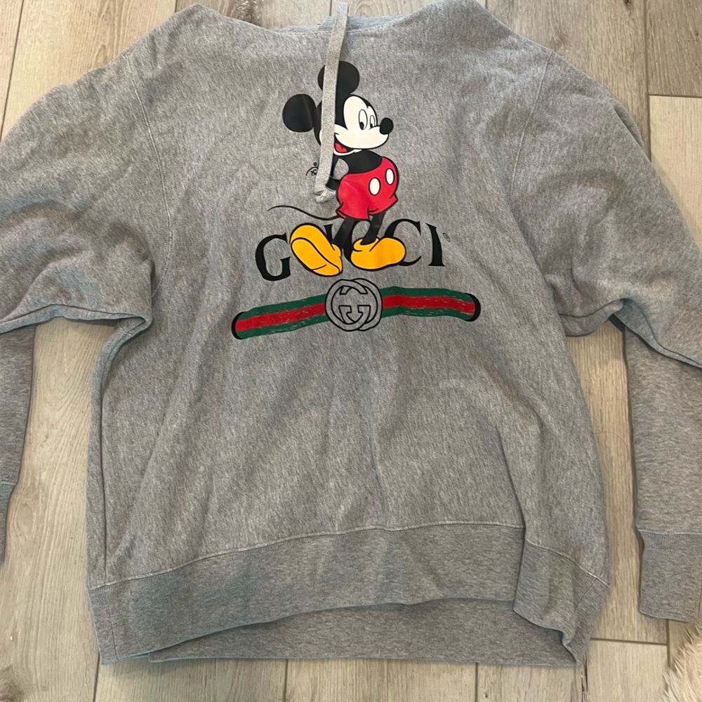 Like new Mickey Mouse Gucci sweatshirt